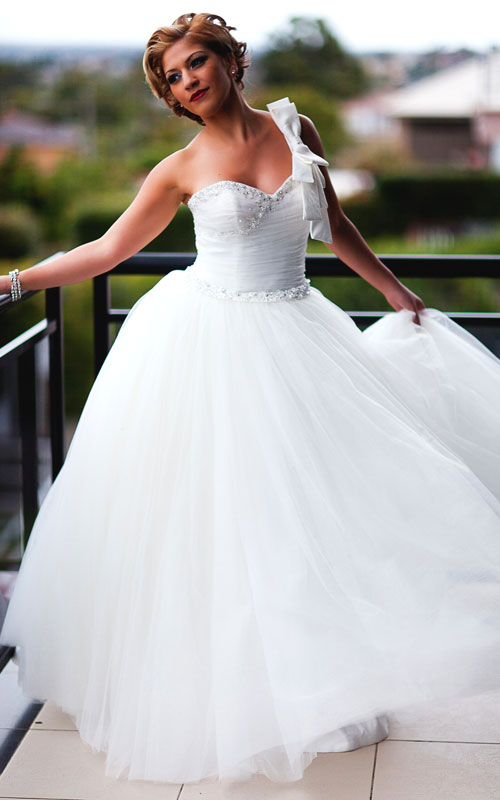 Ivory Meringue Beaded Wedding Dress - A195012 - Sz 8