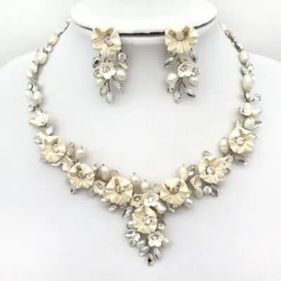 floral blossom bridal necklace set