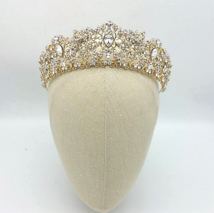 Tessa Champagne gold royal crown