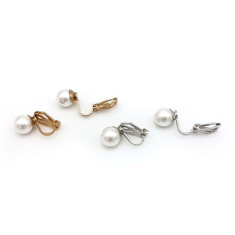 pearl clip on studs
