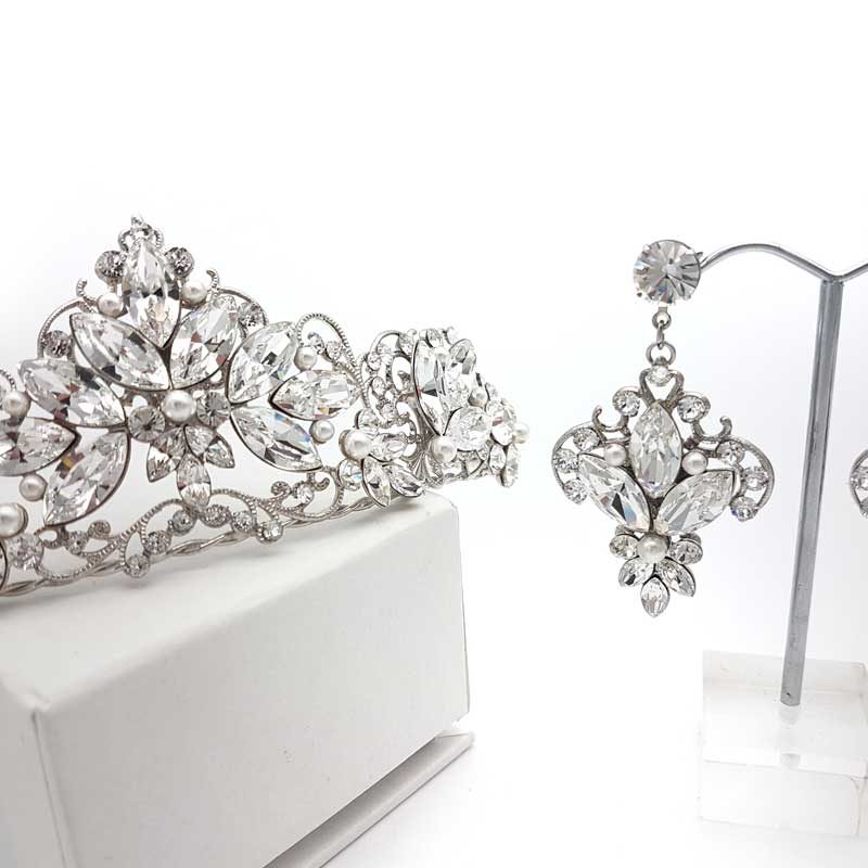 bridal crown and earring set