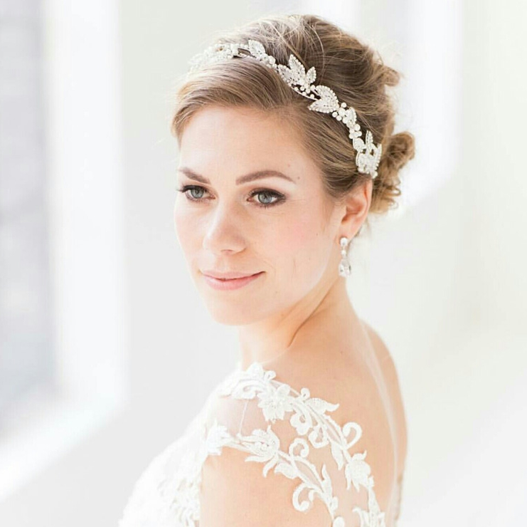 How to choose the perfect bridesmaid headbands
