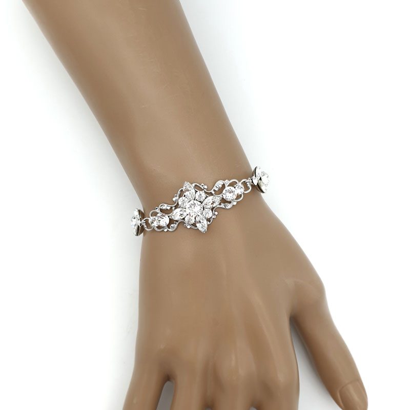 PEarl and crystal bridal bracelet