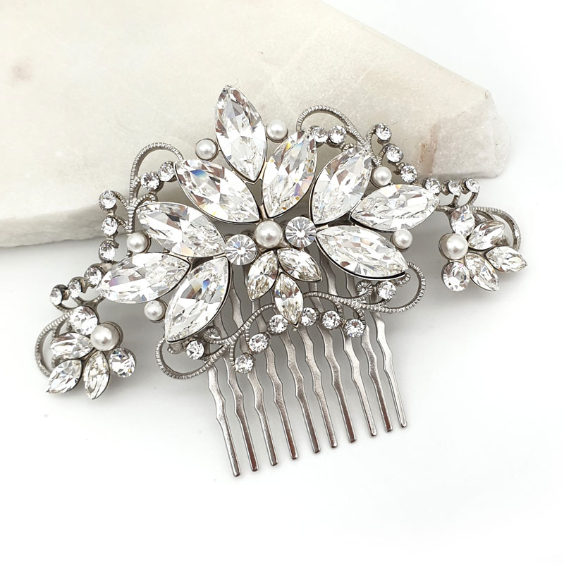 Pearl and crystal hair comb