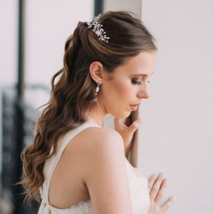Floral crystal and pearl bridal hair piece