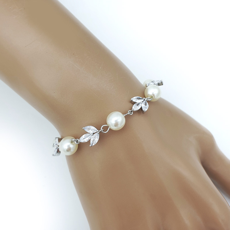 Silver pearl and cz bracelet