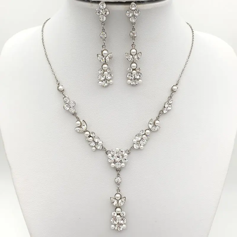 Bespoke pearl and crystal bridal necklace set