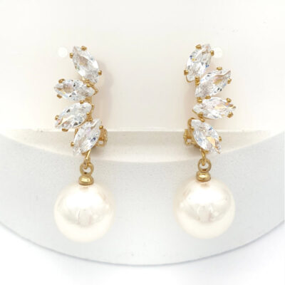 Gold pearl drop clip on earrings