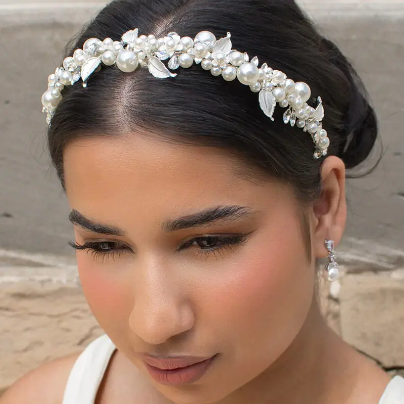 Silver bridal headband with pearls