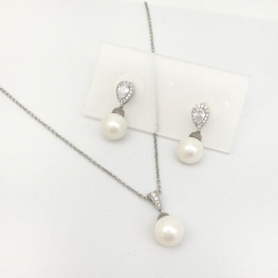 Silver pearl drop pendant necklace set