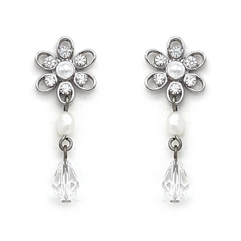 Silver pearl drop earrings